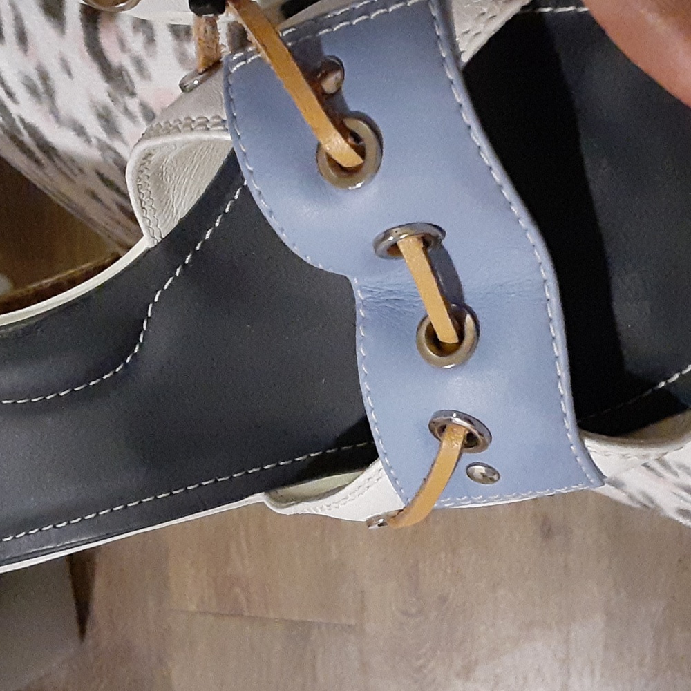 TODS made in Italy size 11 fits more like 10.5/10 - Picture 8 of 9
